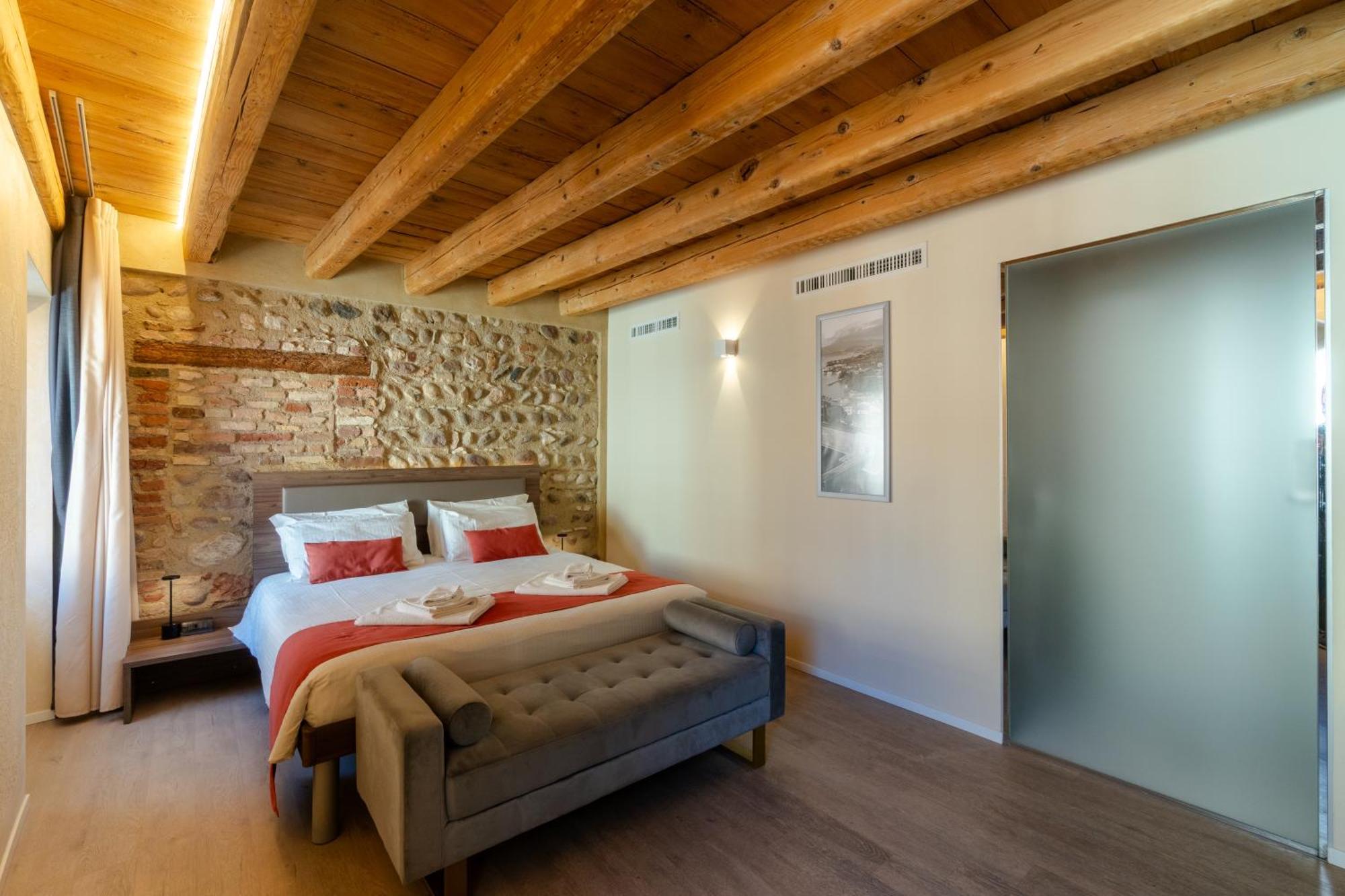 La Casa In Paese Ξενοδοχείο Πεσκιέρα ντελ Γκάρντα Εξωτερικό φωτογραφία