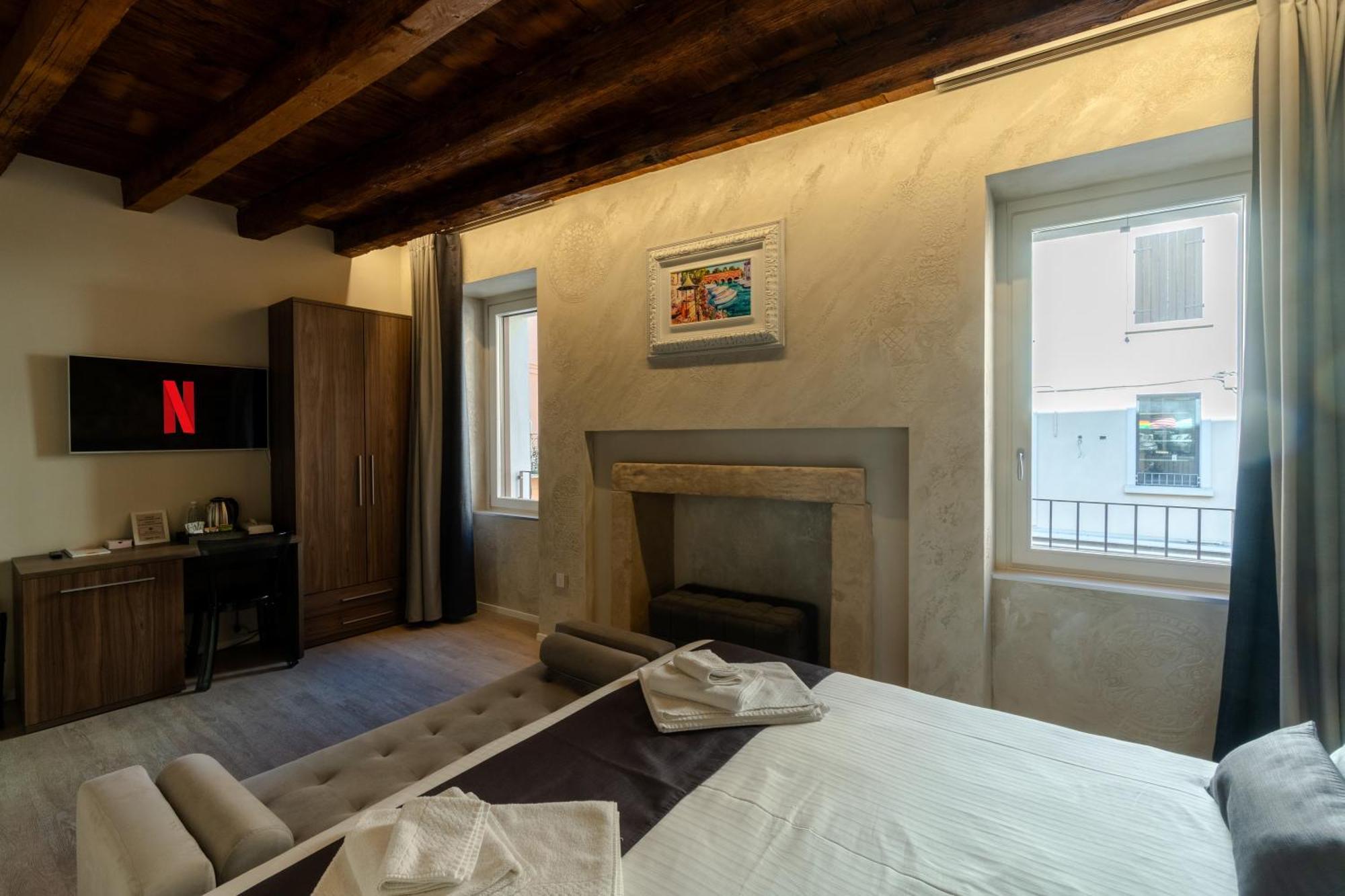 La Casa In Paese Ξενοδοχείο Πεσκιέρα ντελ Γκάρντα Εξωτερικό φωτογραφία